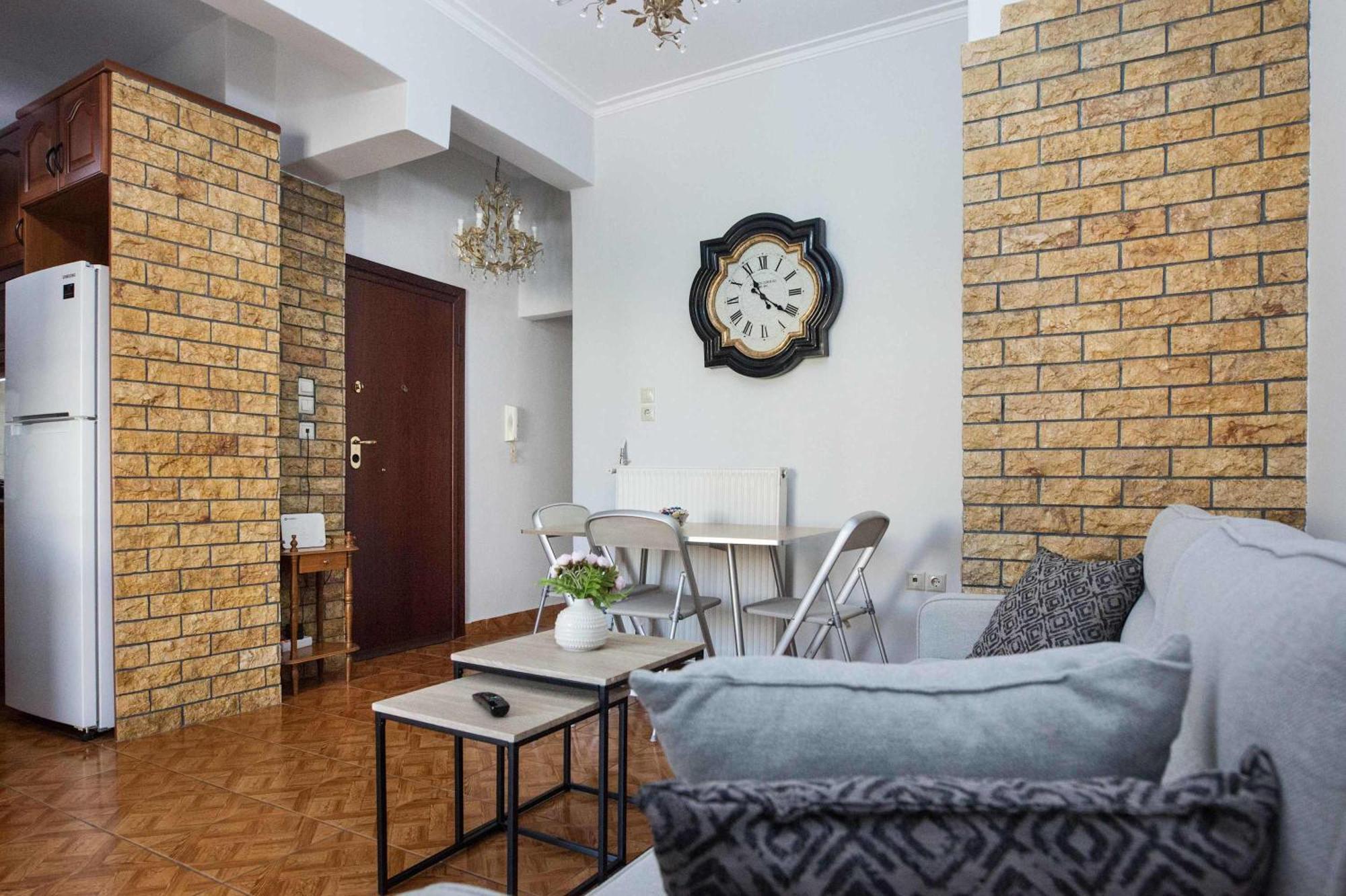 Central 2 Bd Apt With Balcony By Monastiraki Athén Kültér fotó